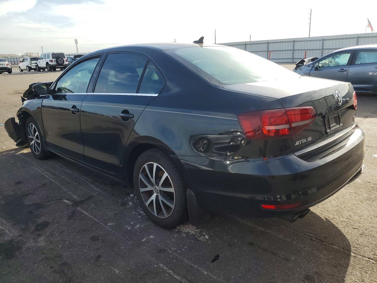 2017 Volkswagen Jetta Se - zdjęcie 2