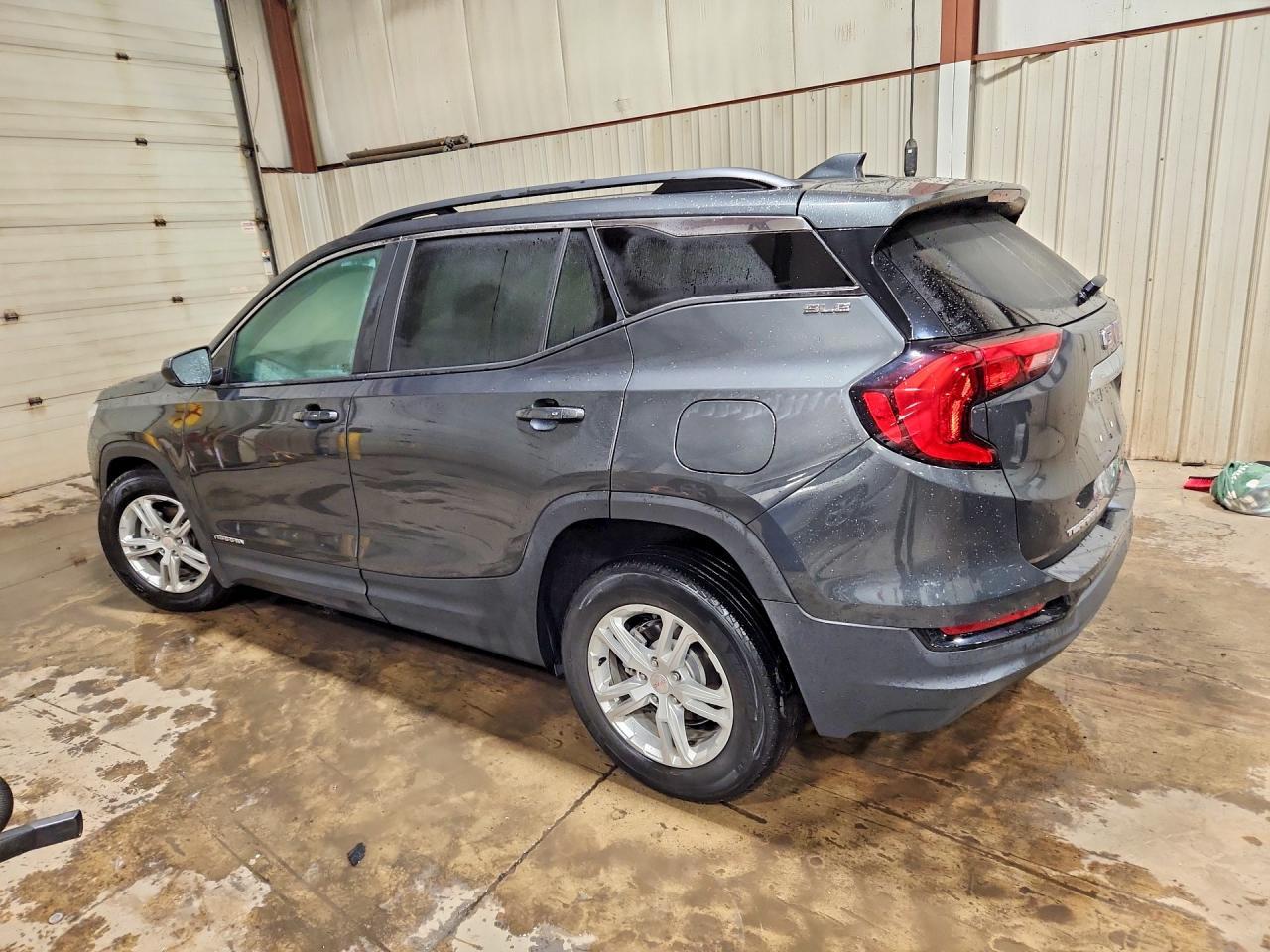2021 GMC Terrain Sle - zdjęcie 2