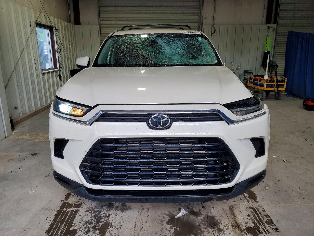 2024 Toyota Grand Highlander Xle - zdjęcie 5