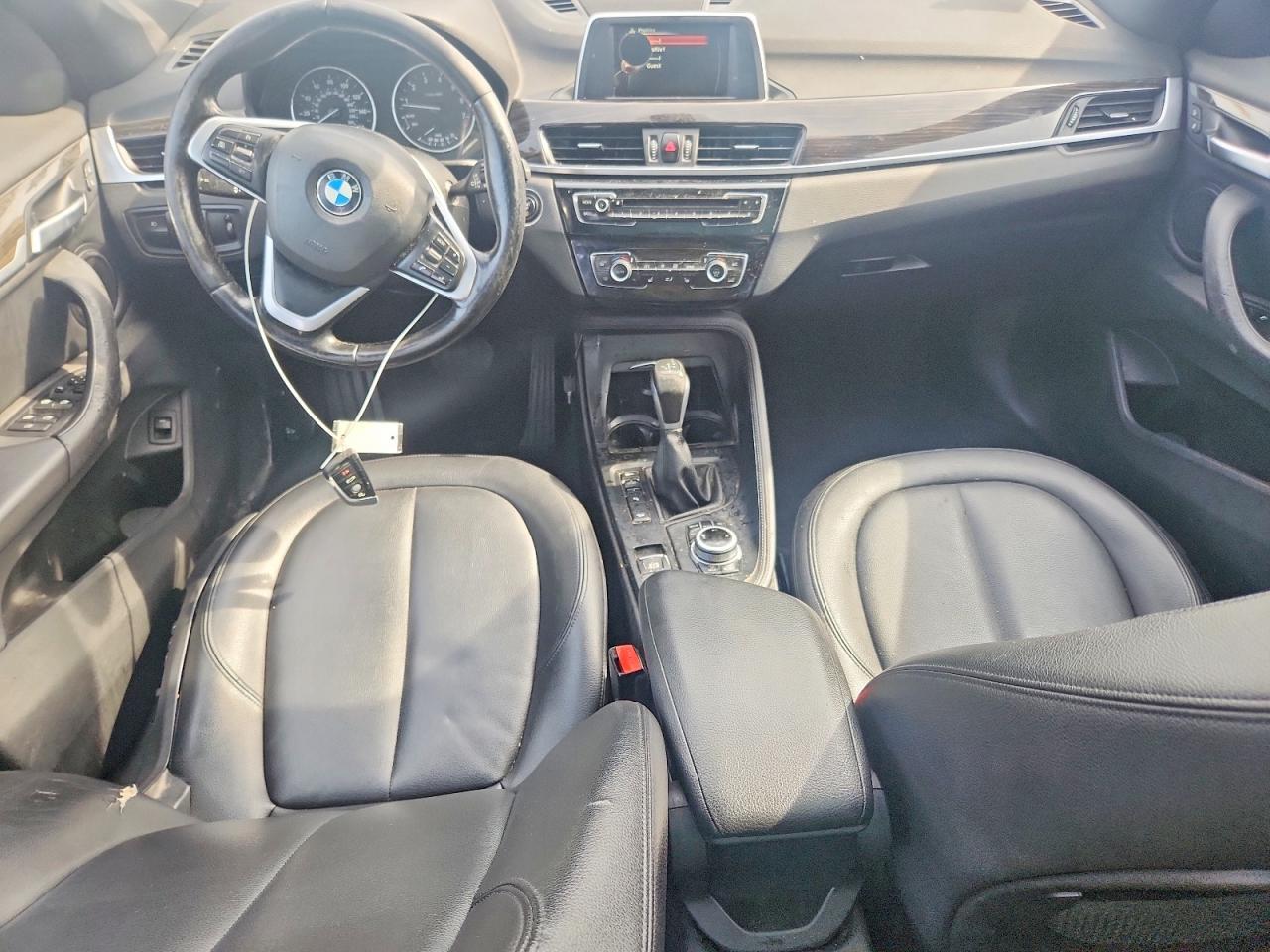 2017 BMW X1 xDrive28I - zdjęcie 8