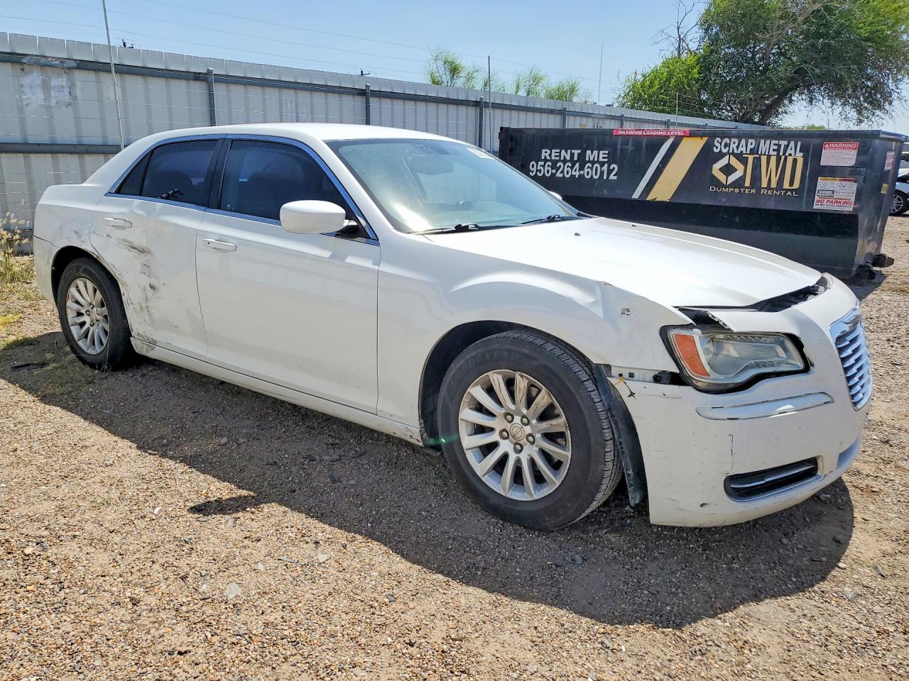2013 Chrysler 300 - zdjęcie 4
