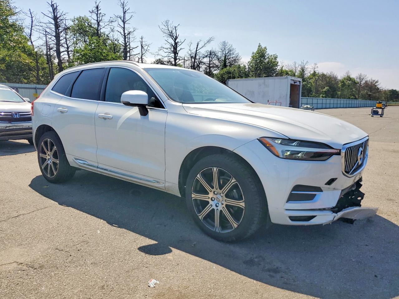 2021 Volvo Xc60 T5 Inscription - zdjęcie 4