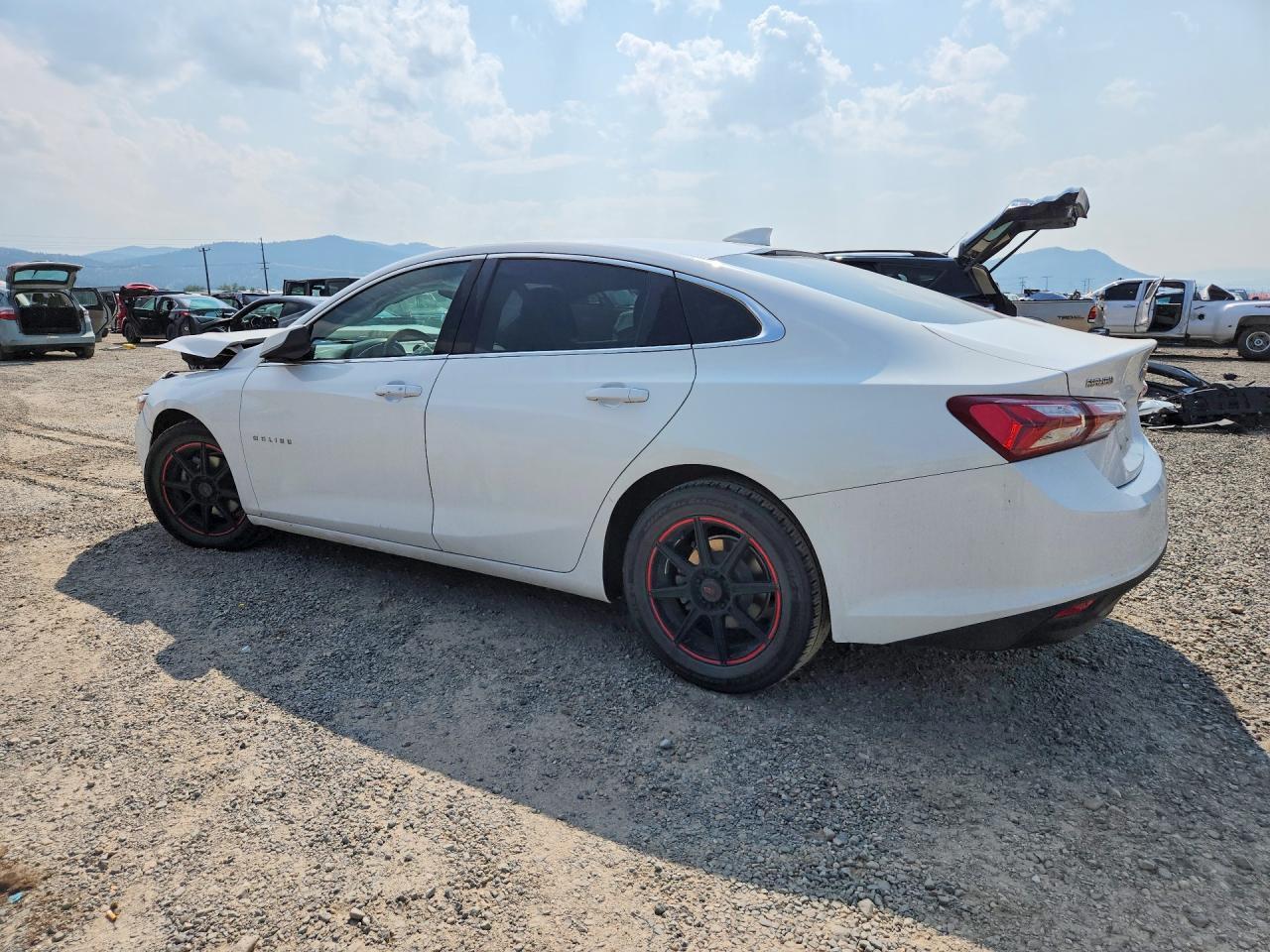 2019 Chevrolet Malibu Lt - zdjęcie 2