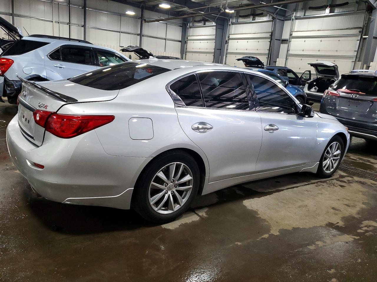2015 Infiniti Q50 Premium - zdjęcie 3