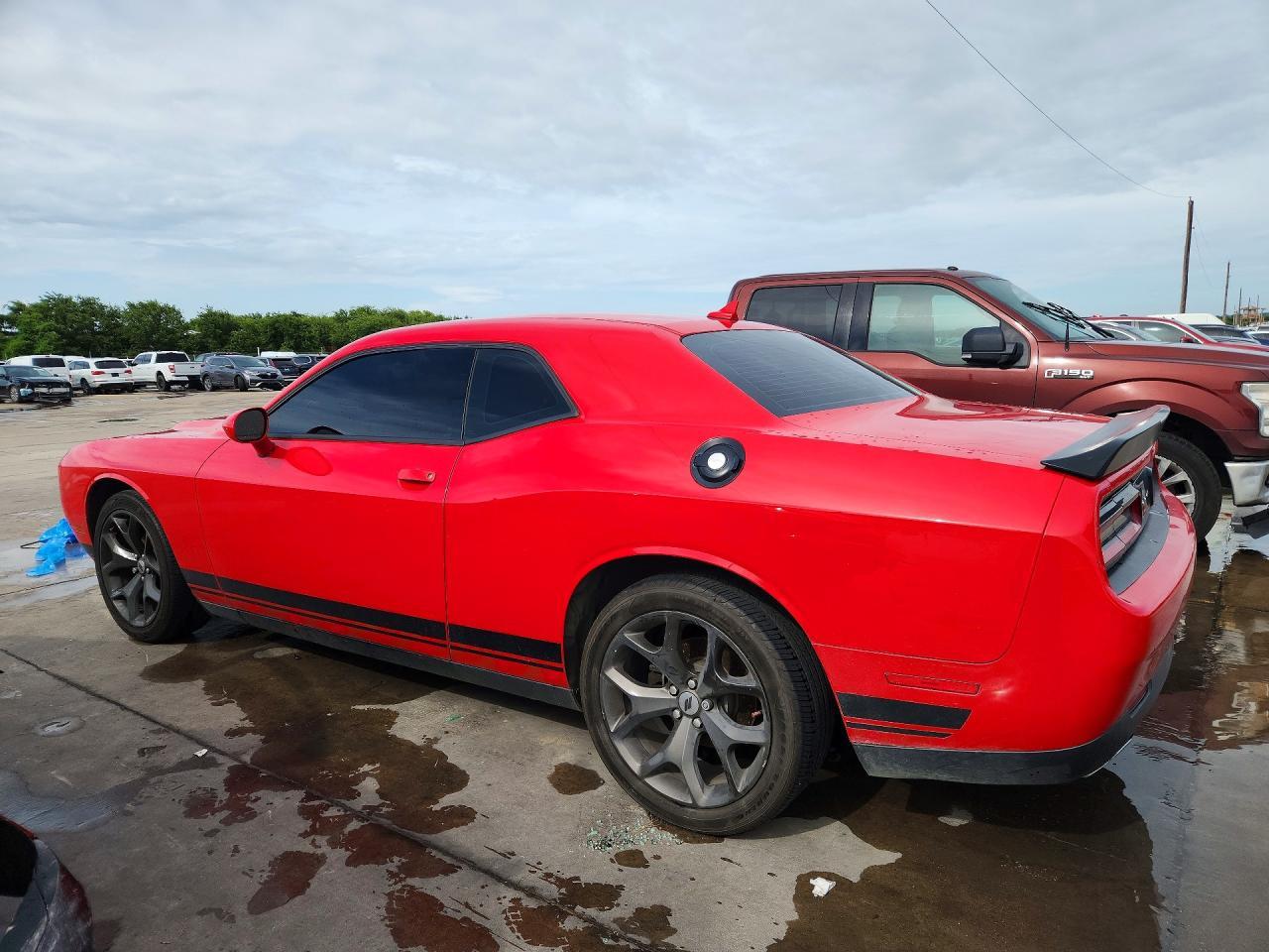 2017 Dodge Challenger Sxt - zdjęcie 2
