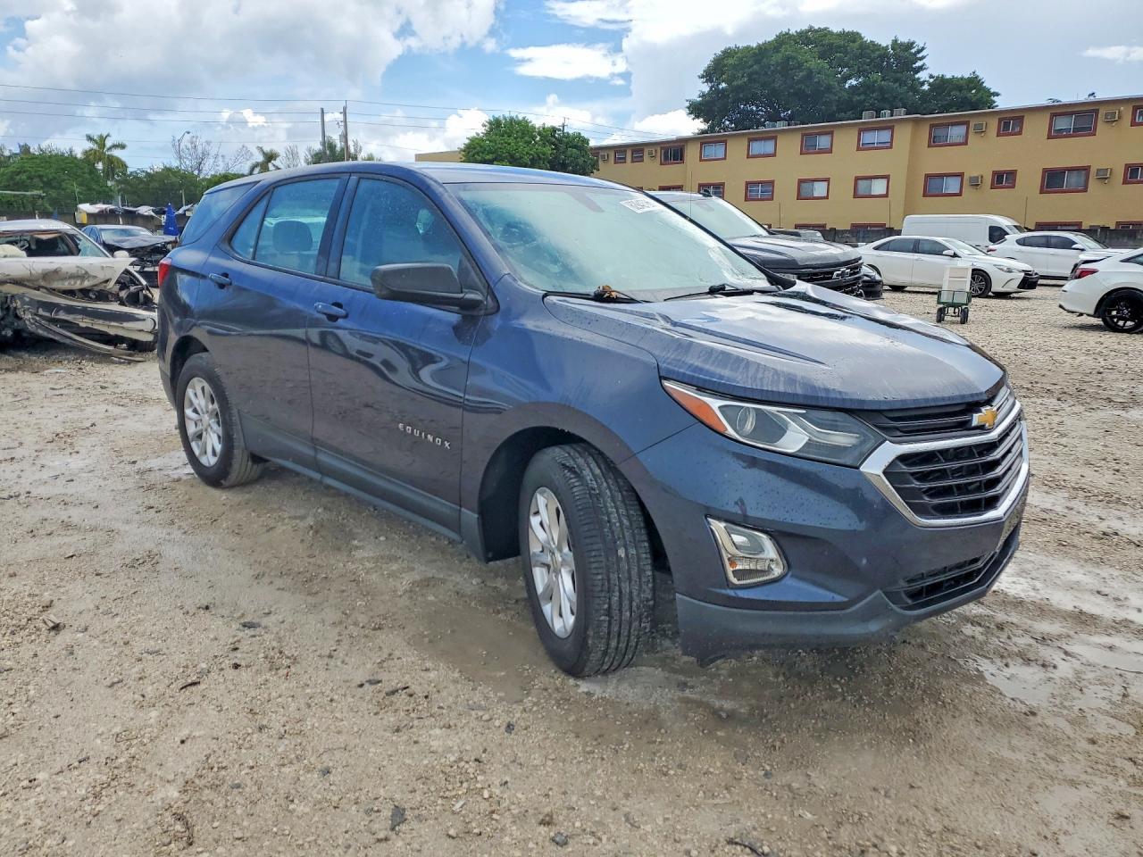 2019 Chevrolet Equinox Ls - zdjęcie 4