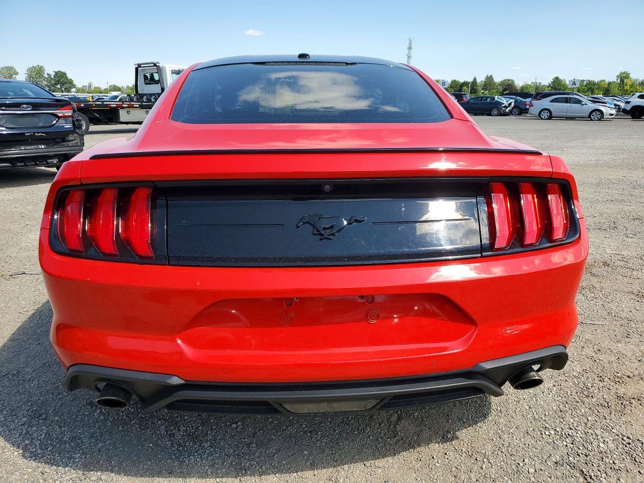2019 Ford Mustang - zdjęcie 6