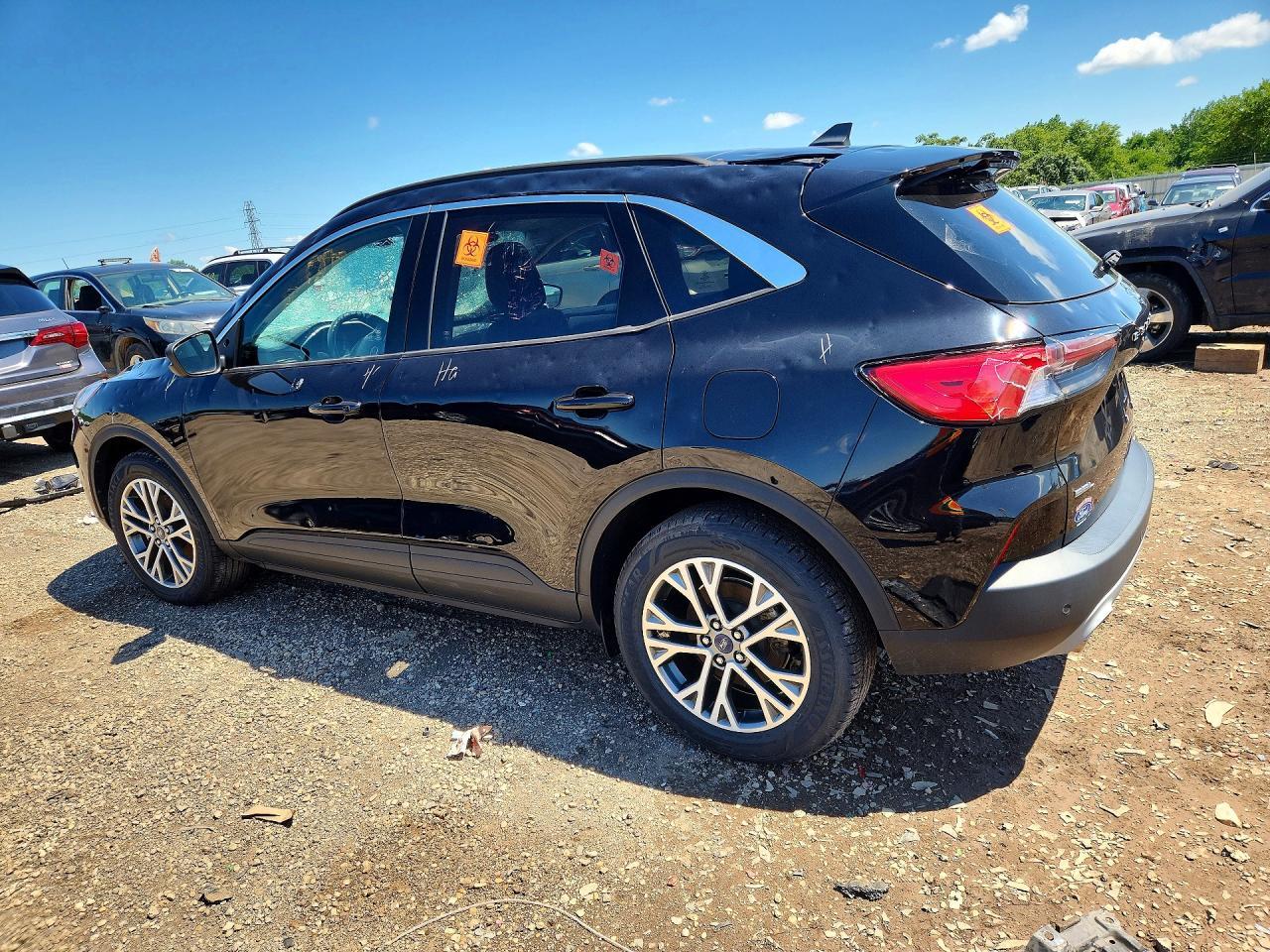 2022 Ford Escape Sel - zdjęcie 2
