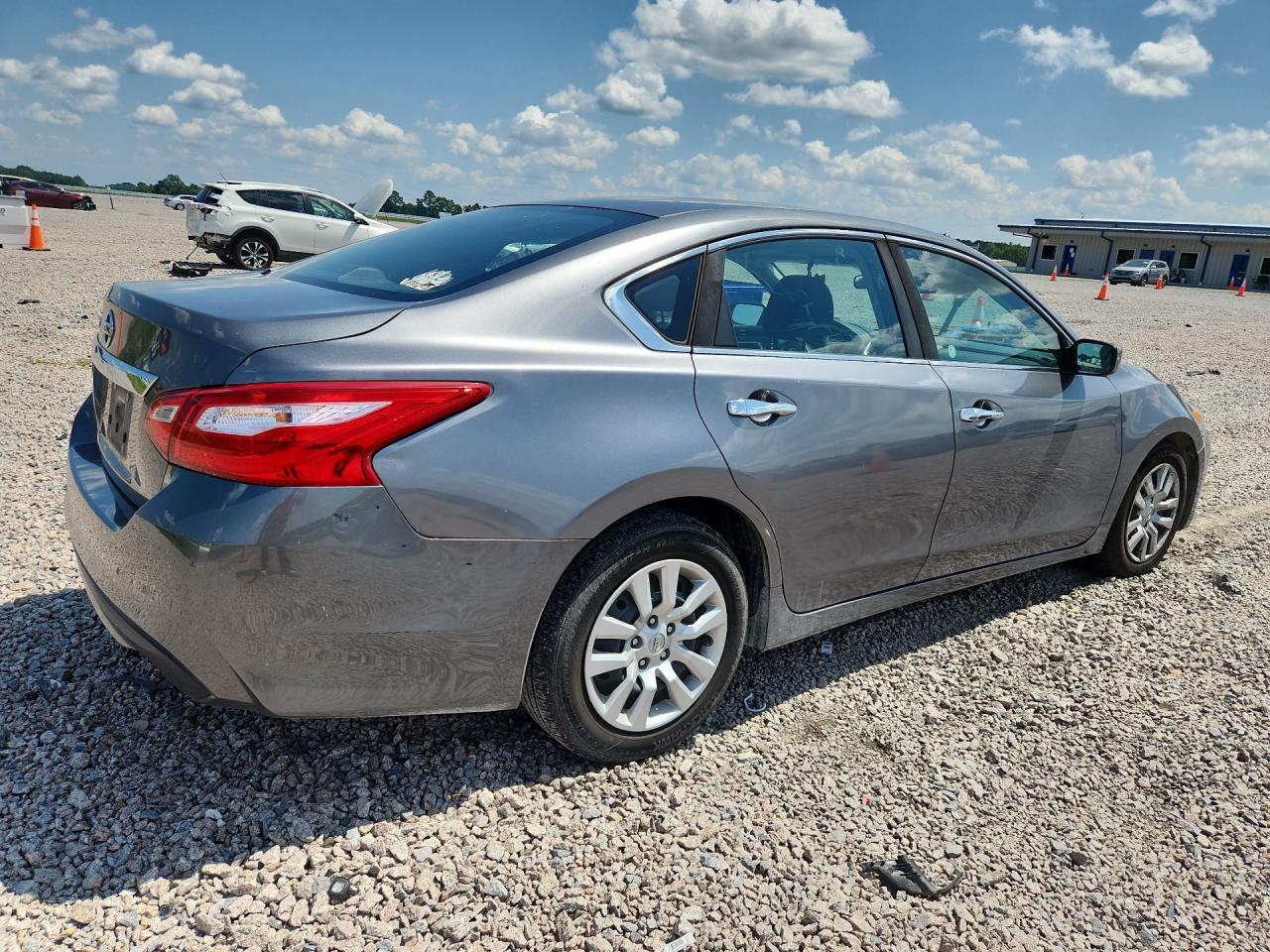 2017 Nissan Altima 2.5 S - zdjęcie 3