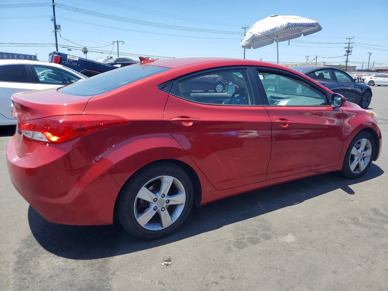 2013 Hyundai Elantra Gls - zdjęcie 3