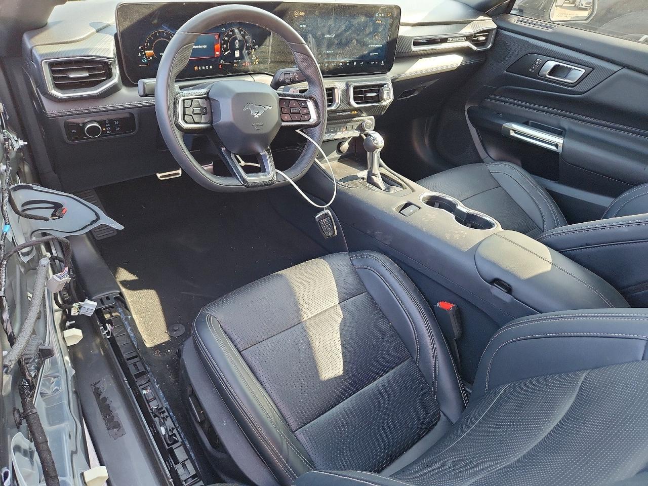 2025 Ford Mustang Gt - zdjęcie 8