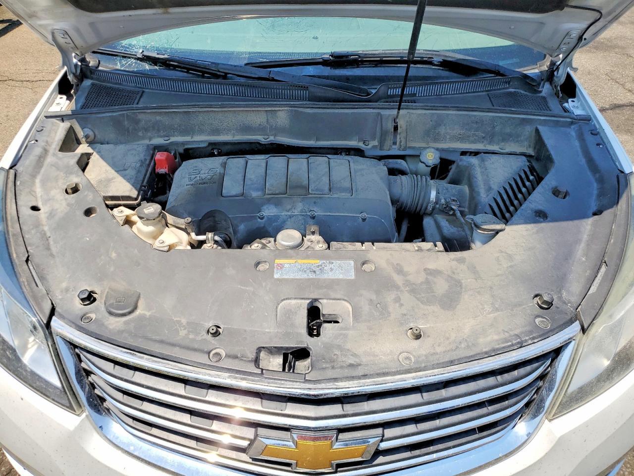 2016 Chevrolet Traverse Lt - zdjęcie 12