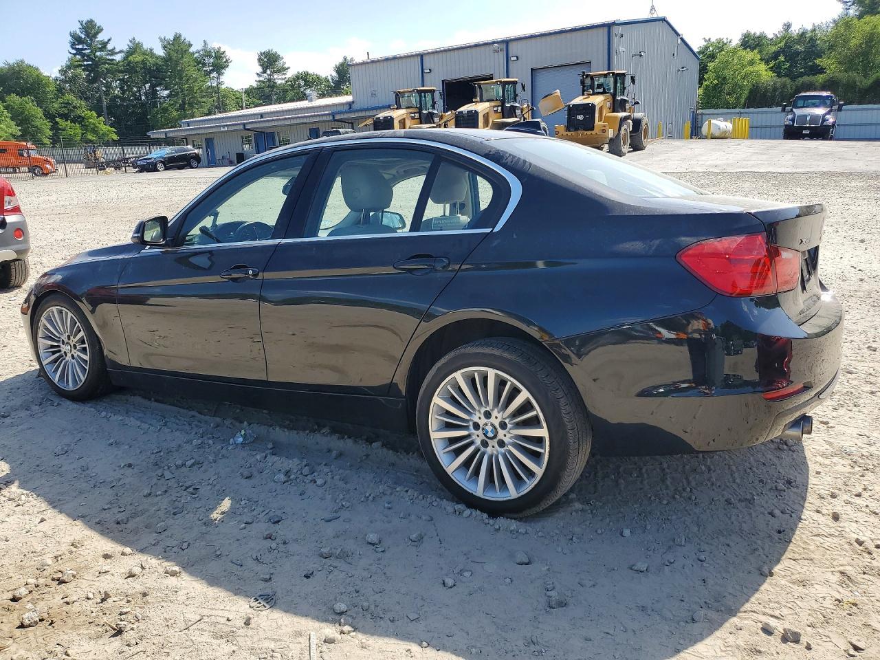 2015 BMW Seria 3 328i - zdjęcie 2