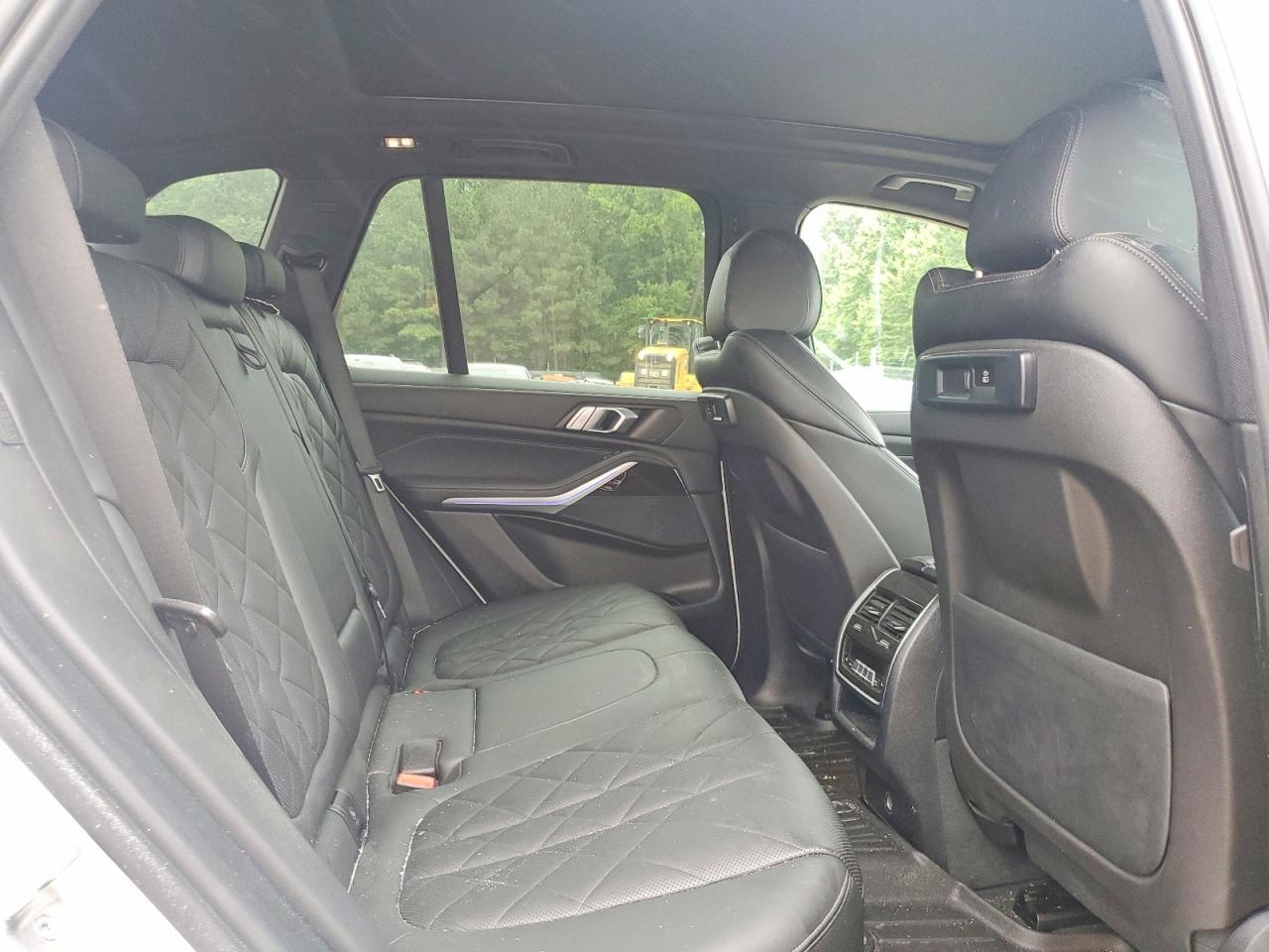2023 BMW X5 xDrive40I - zdjęcie 11