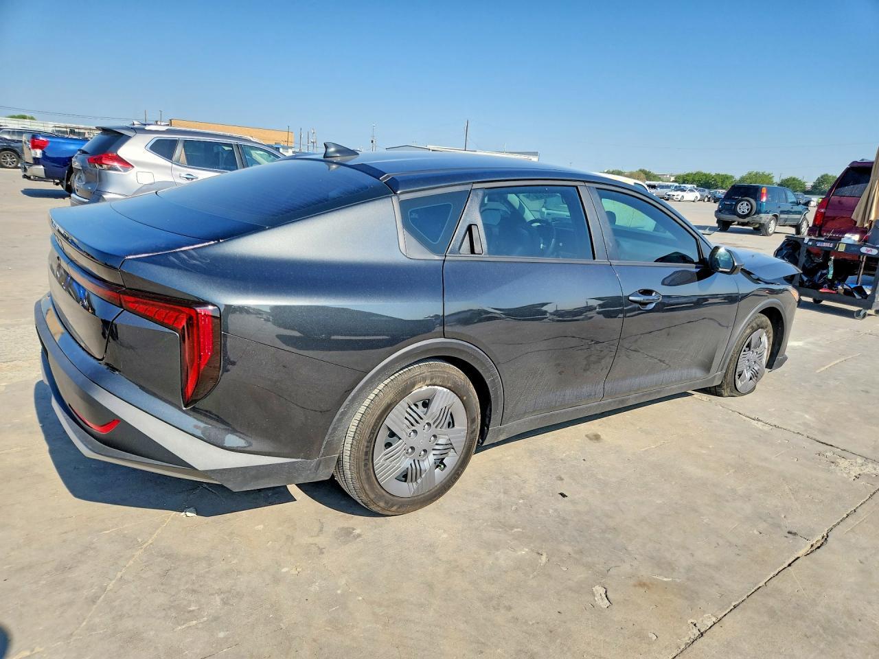 2025 Kia K4 Lx - zdjęcie 3