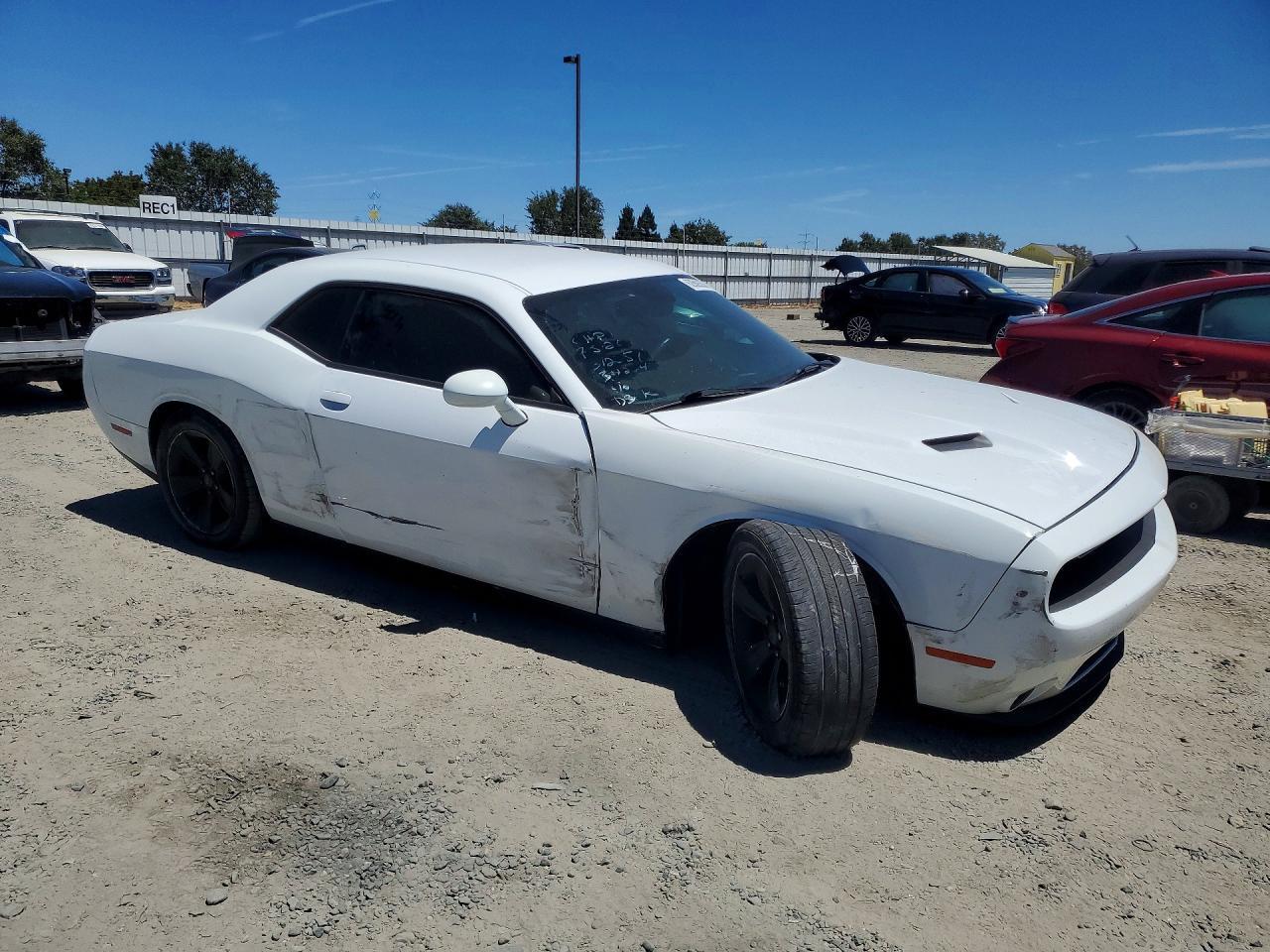 2016 Dodge Challenger Sxt - zdjęcie 4