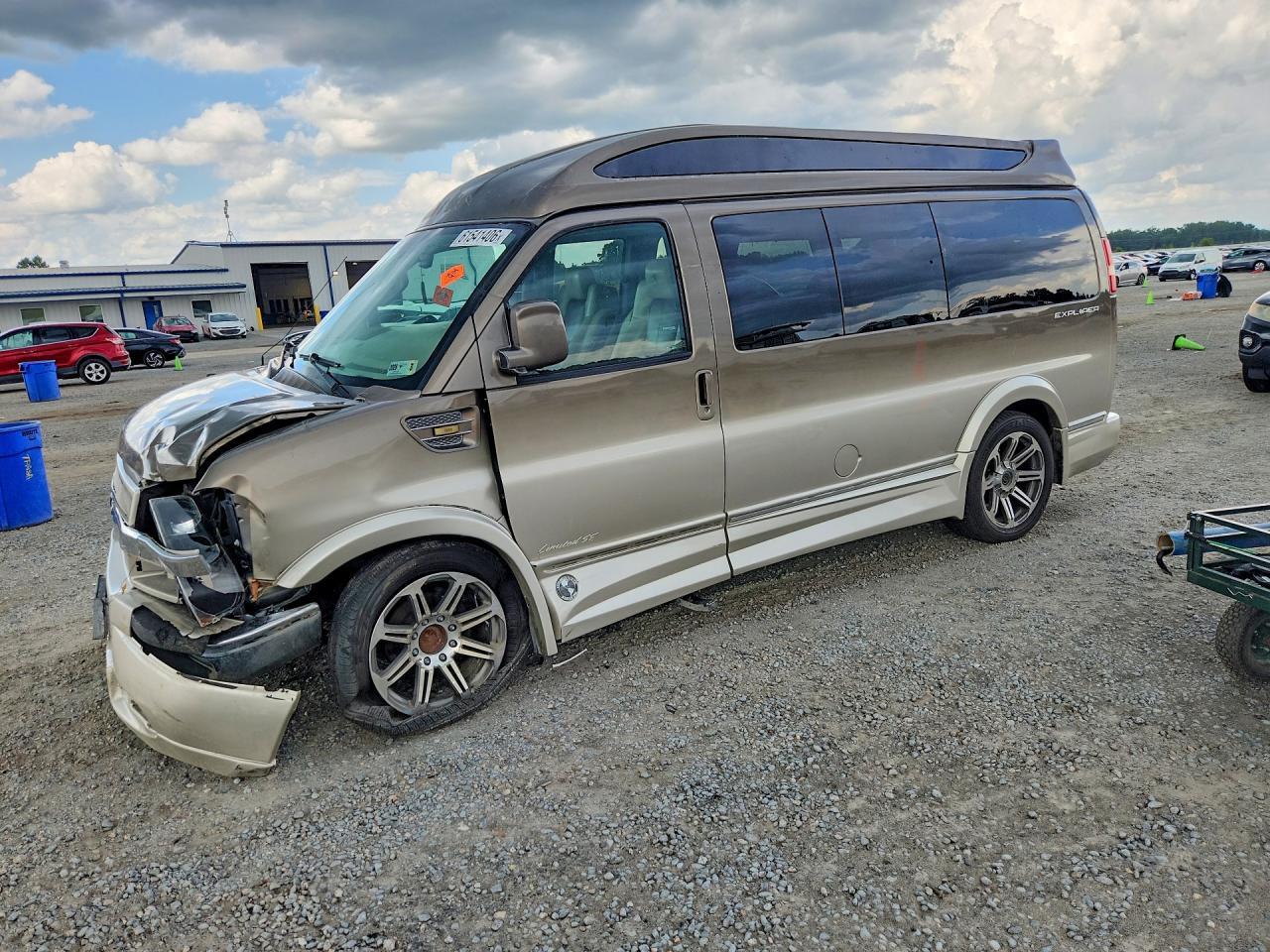2017 Chevrolet Express G2500 - zdjęcie główne