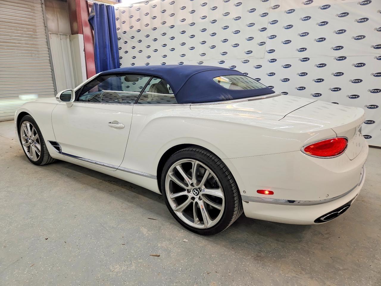 2022 Bentley Continental Gt - zdjęcie 2