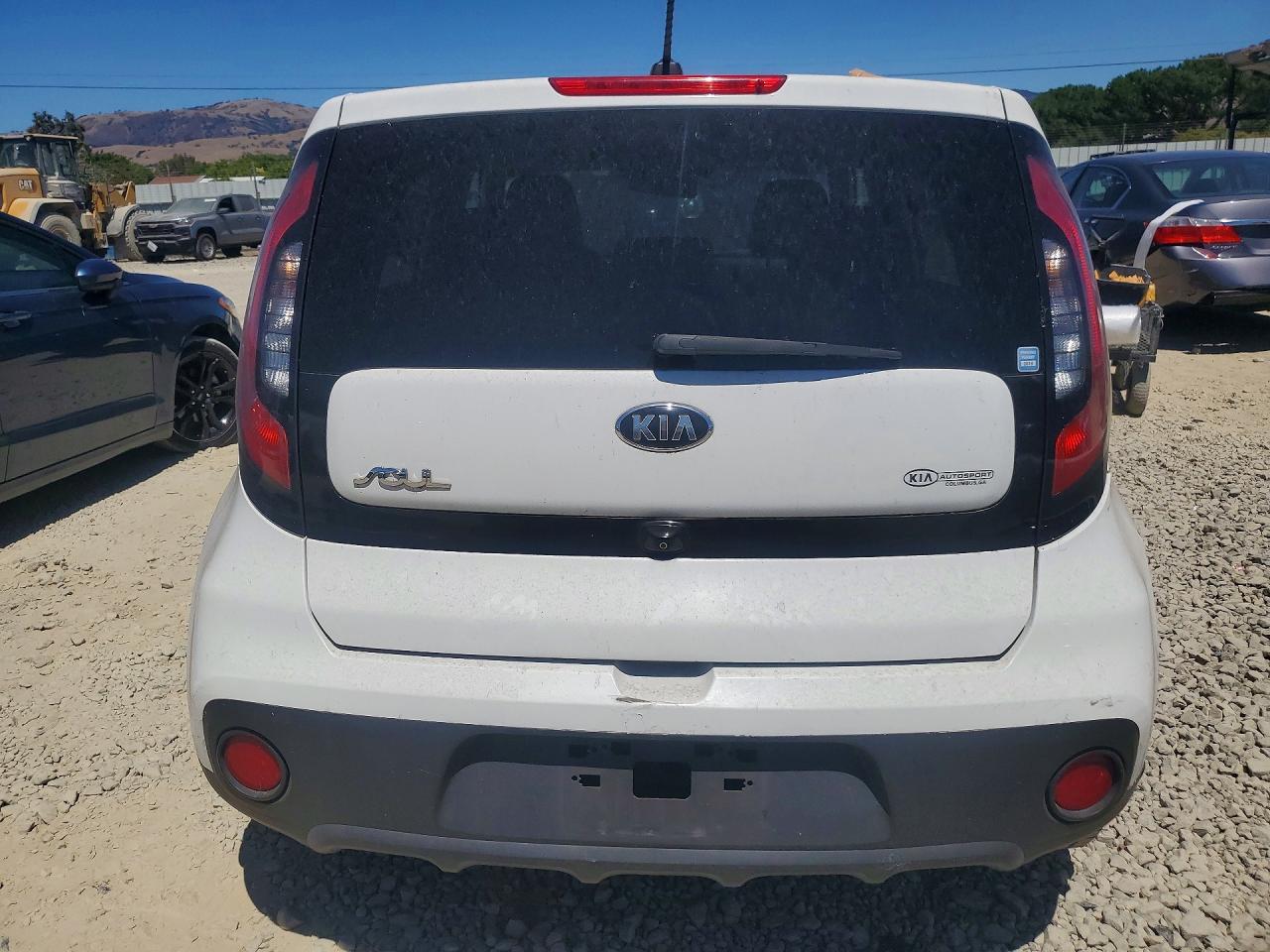 2017 Kia Soul Base - zdjęcie 6