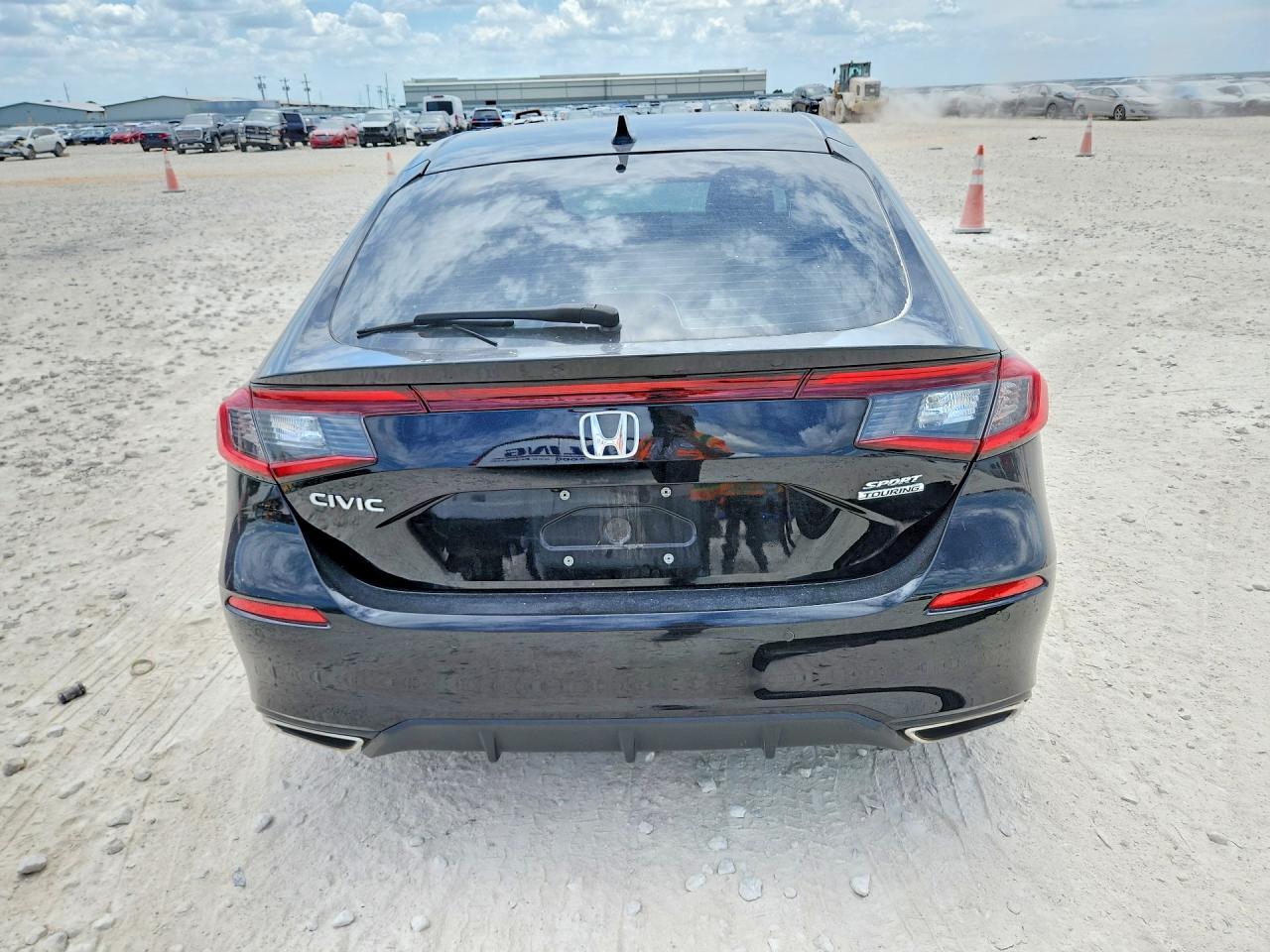 2023 Honda Civic Sport Touring - zdjęcie 6