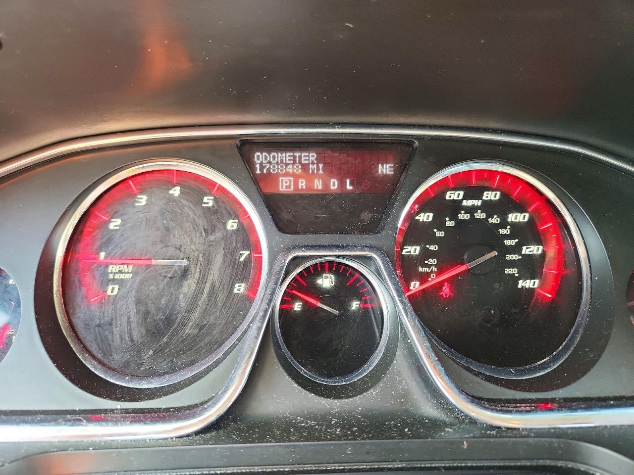 2013 GMC Acadia Denali - zdjęcie 9