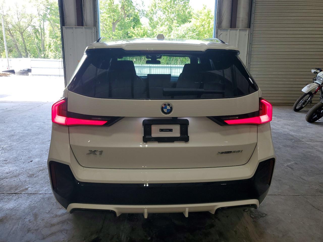 2023 BMW X1 xDrive28I - zdjęcie 6