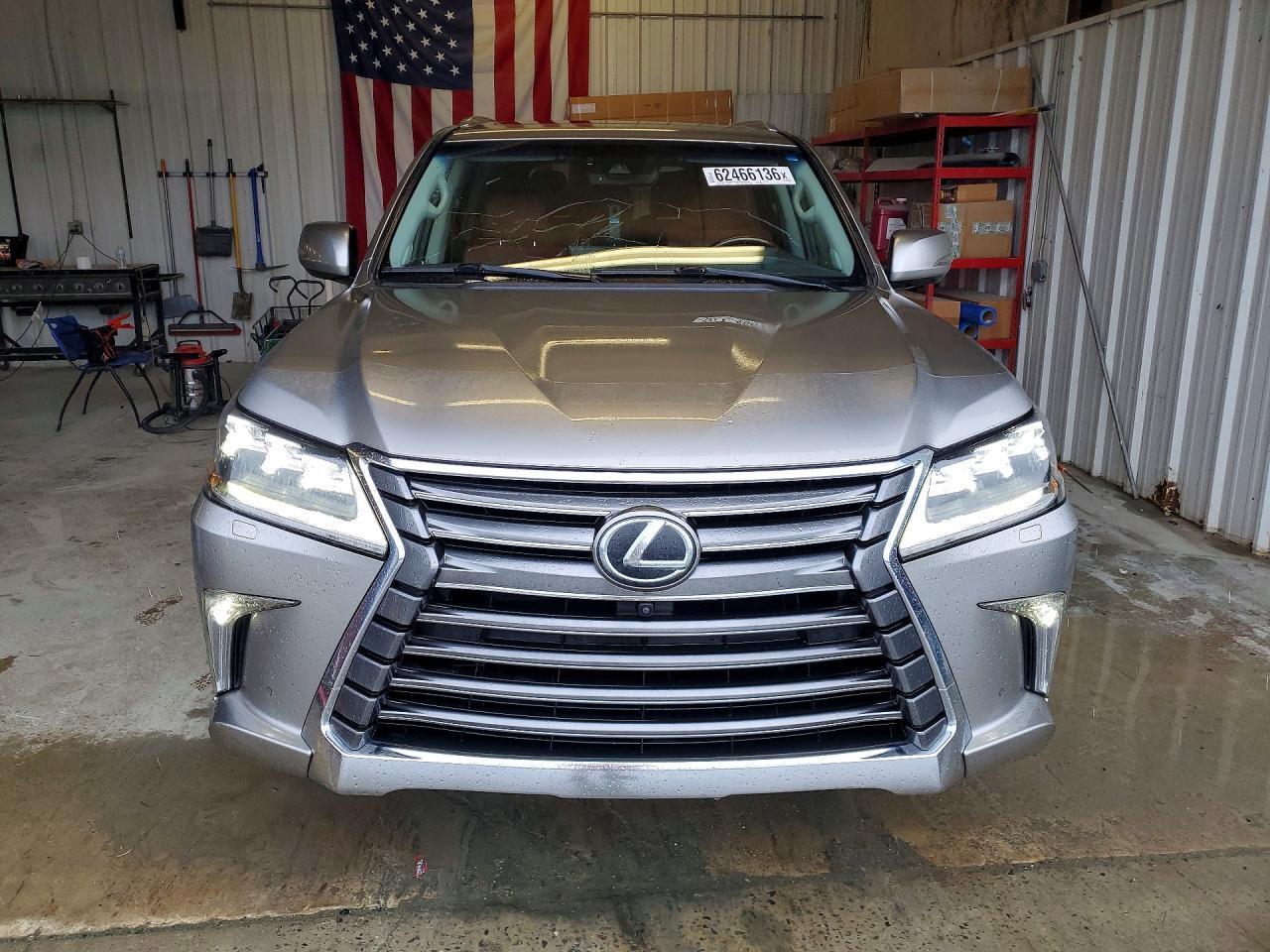 2017 Lexus Lx 570 - zdjęcie 5