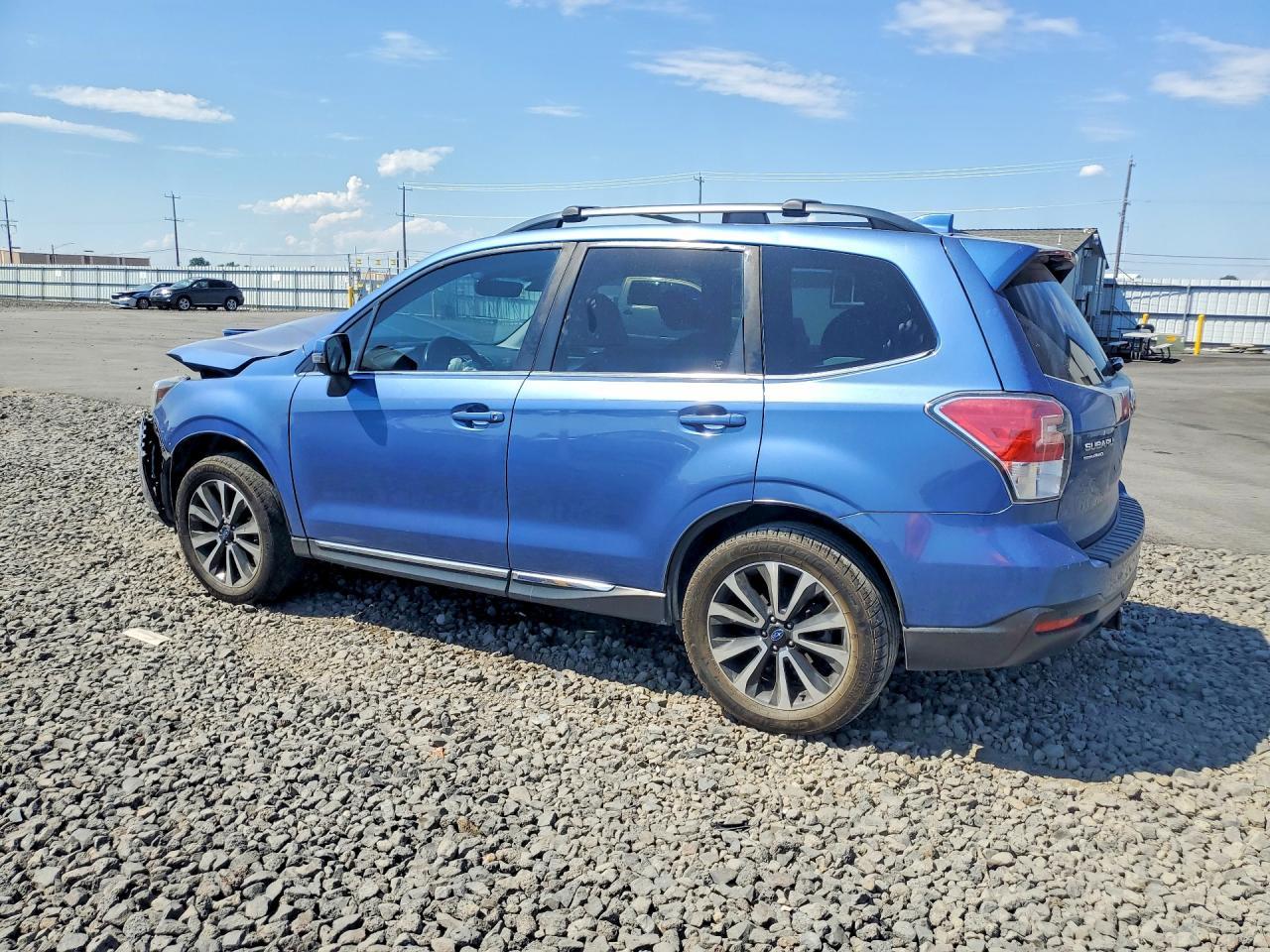 2017 Subaru Forester 2.0Xt Touring - zdjęcie 2