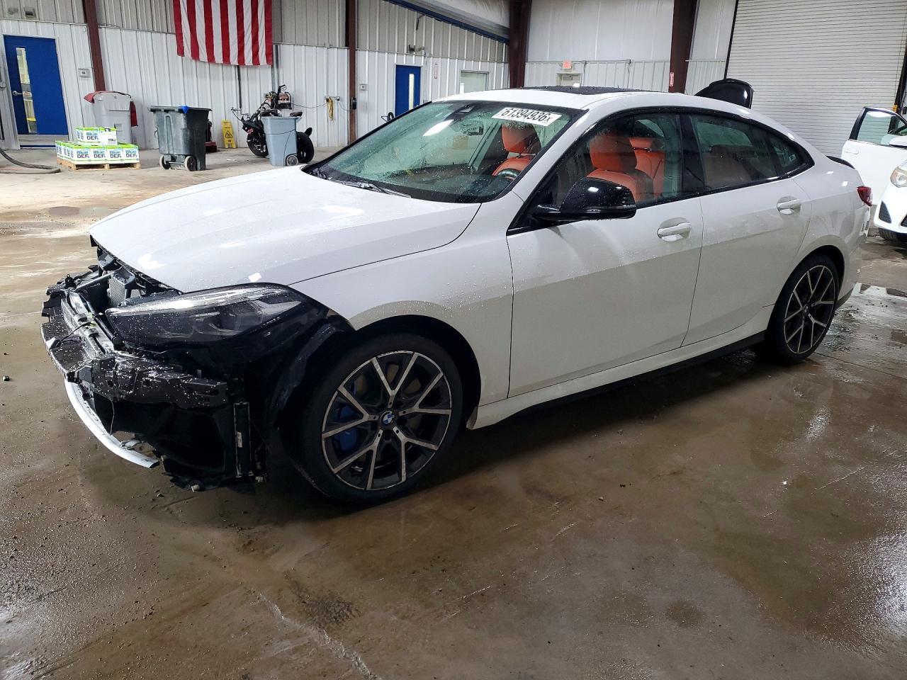 2021 BMW Seria 2 M235i - zdjęcie główne