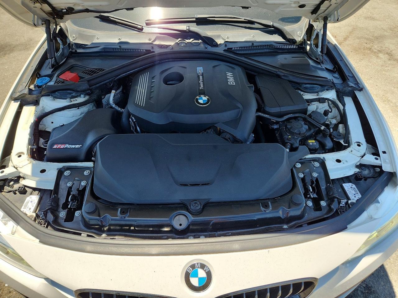 2018 BMW 330 I - zdjęcie 11