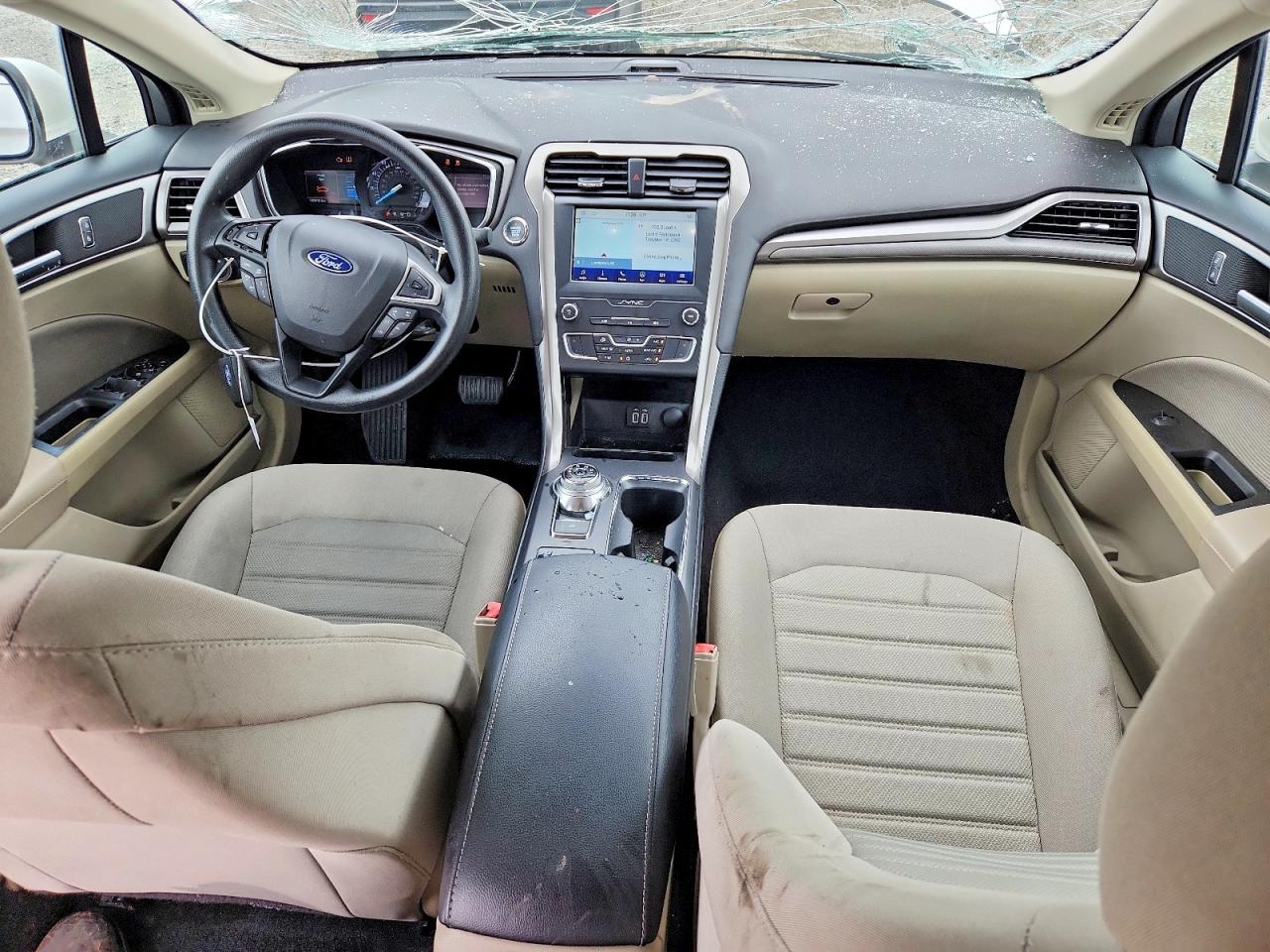2020 Ford Fusion Se - zdjęcie 15