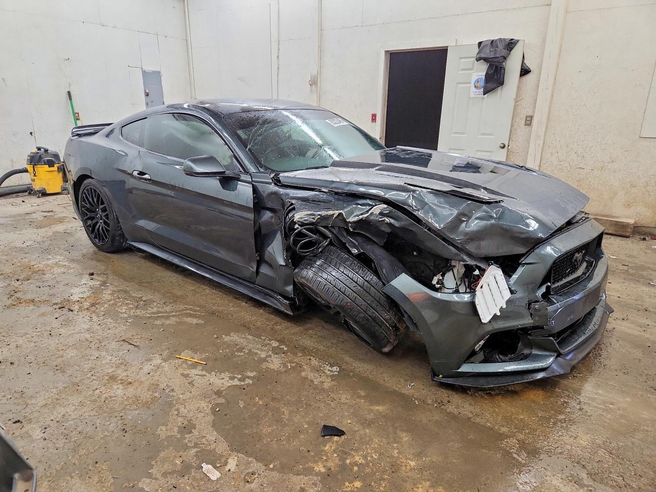 2016 Ford Mustang Gt - zdjęcie 4