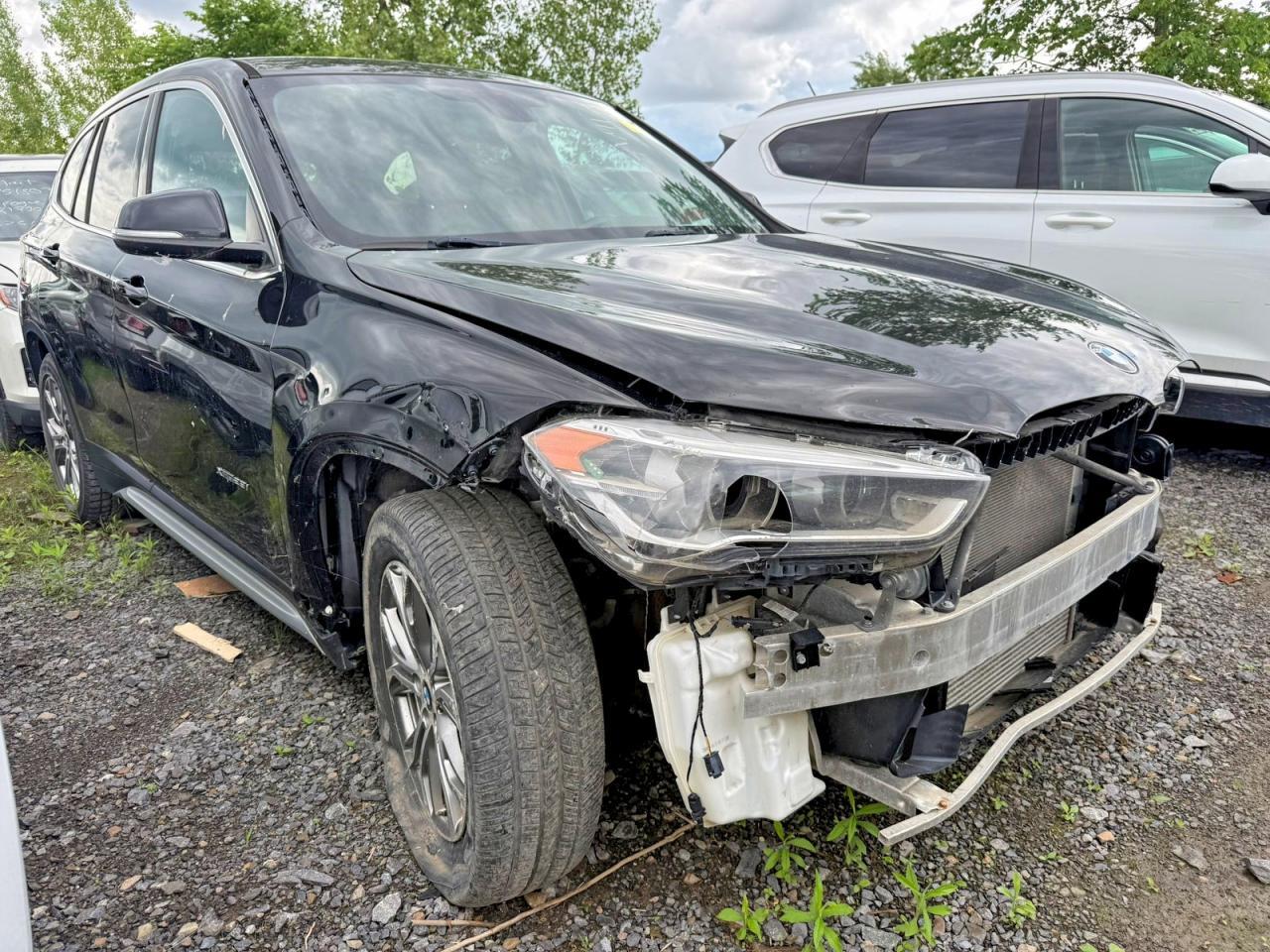 2018 BMW X1 xDrive28I - zdjęcie główne