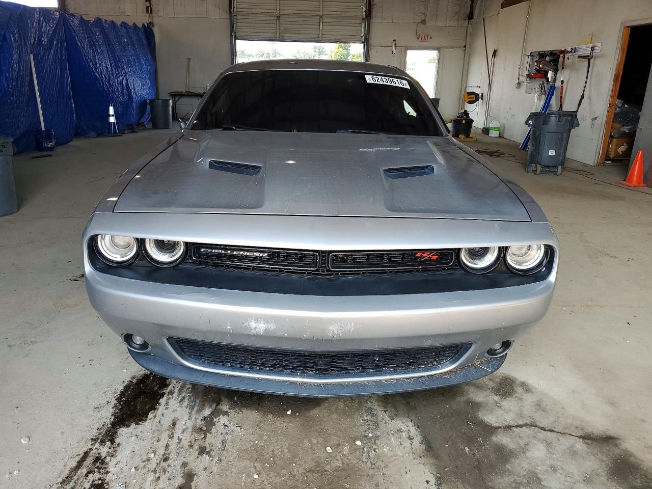 2017 Dodge Challenger R/T - zdjęcie 5