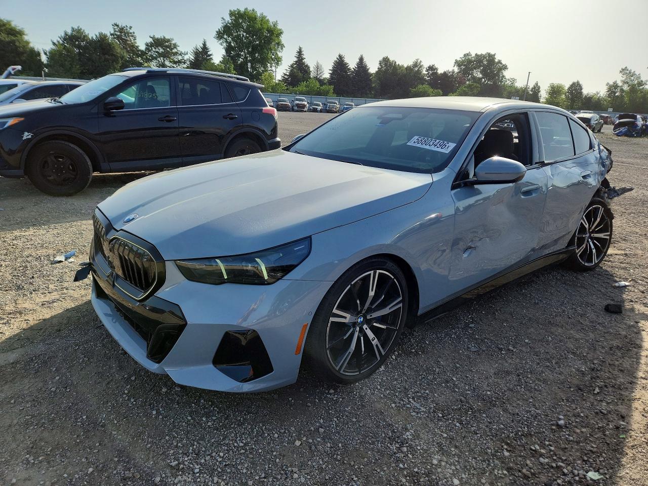 2024 BMW Seria 5 540i - zdjęcie główne