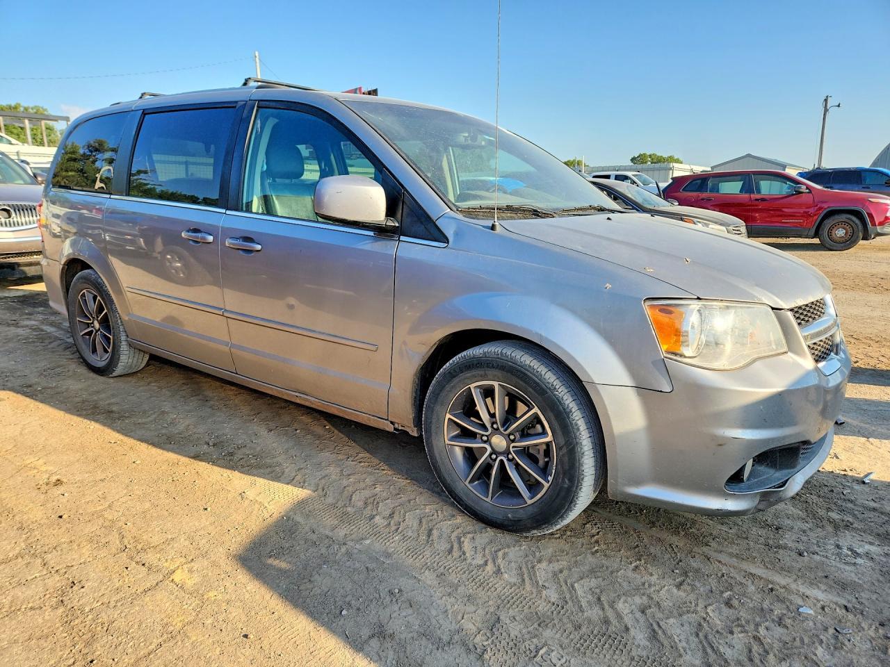 2017 Dodge Grand Caravan Sxt - zdjęcie 4