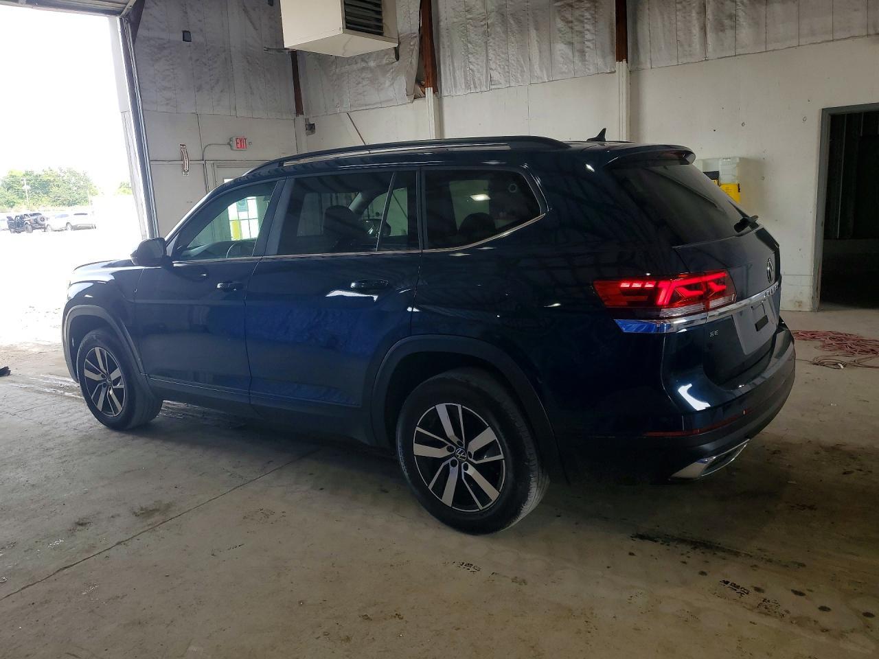 2021 Volkswagen Atlas Se - zdjęcie 2