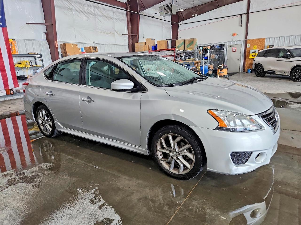 2015 Nissan Sentra Sr - zdjęcie 4