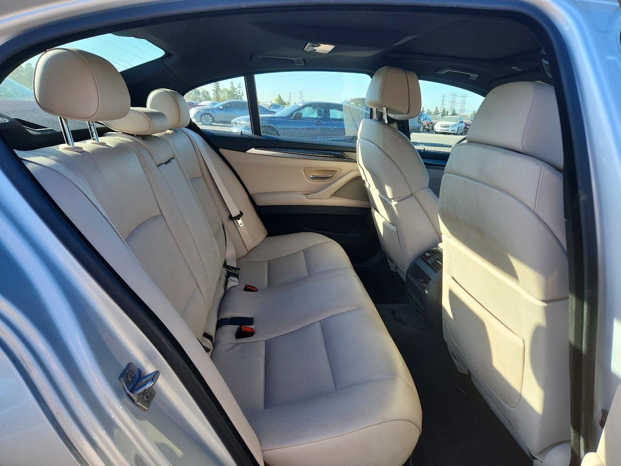 2013 BMW 535 I - zdjęcie 10