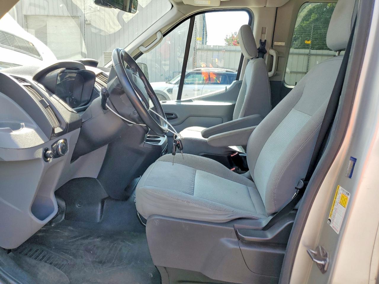 2017 Ford Transit T-350 - zdjęcie 7
