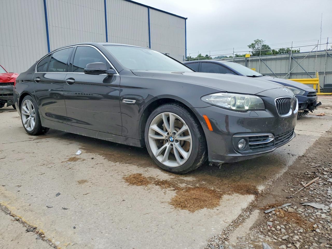 2014 BMW Seria 5 535i - zdjęcie 4