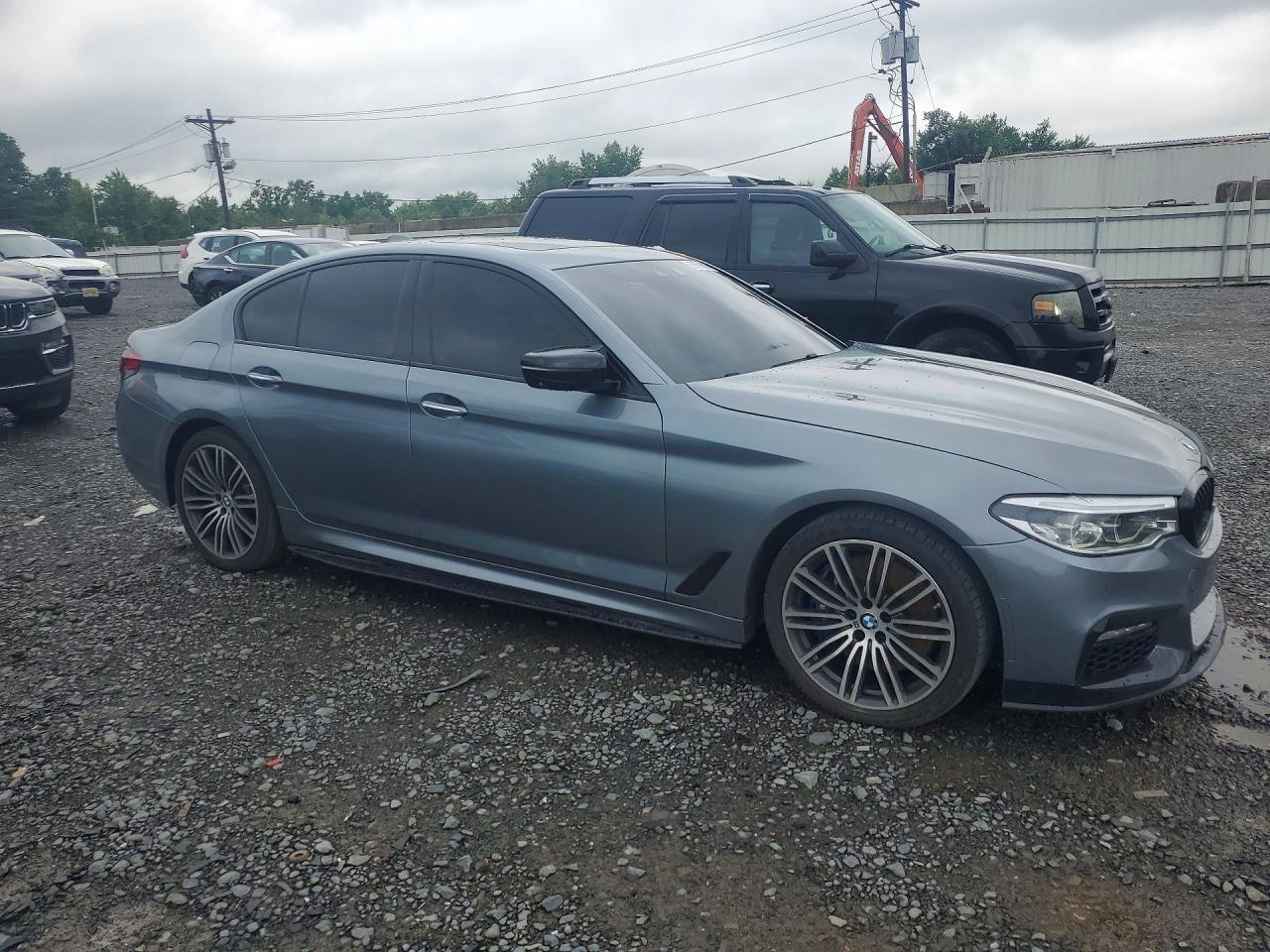 2018 BMW Seria 5 540i - zdjęcie 4