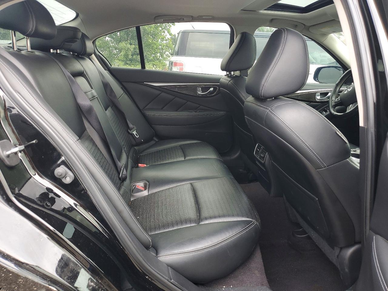 2015 Infiniti Q50 Hybrid Premium - zdjęcie 10