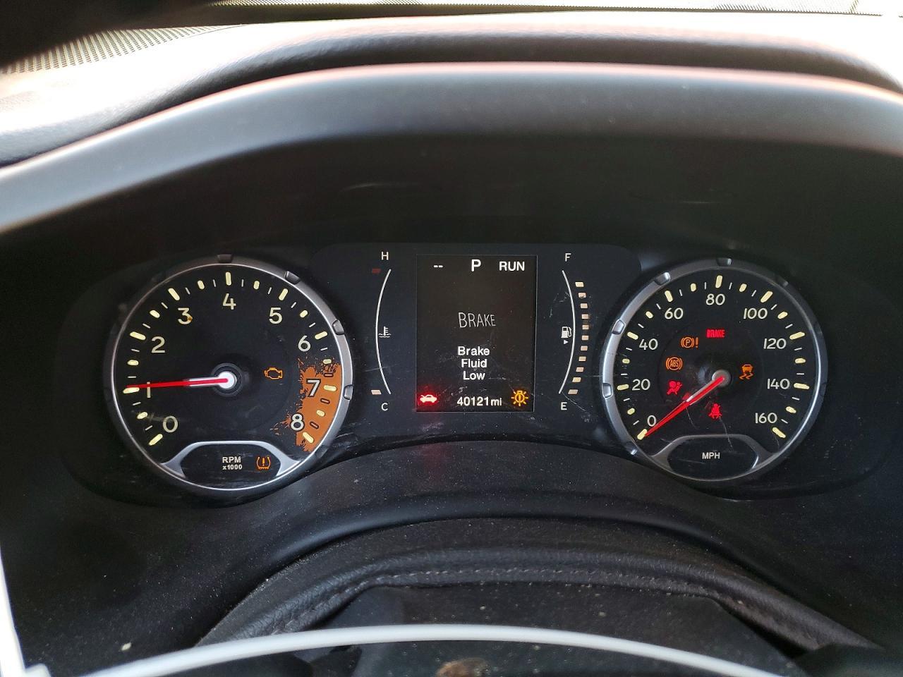 2015 Jeep Renegade Latitude - zdjęcie 9