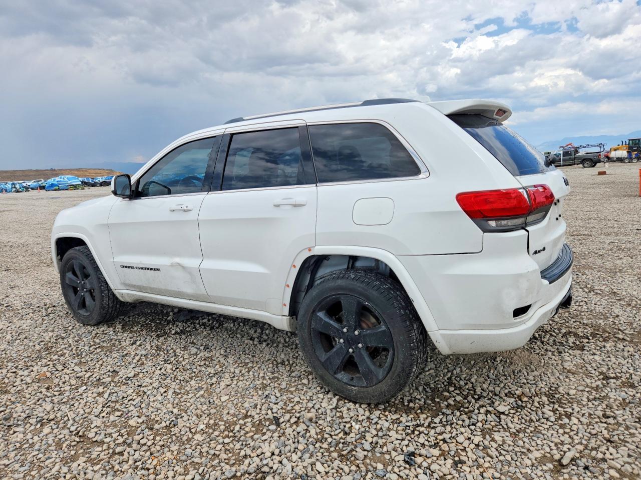 2015 Jeep Grand Cherokee Laredo - zdjęcie 2