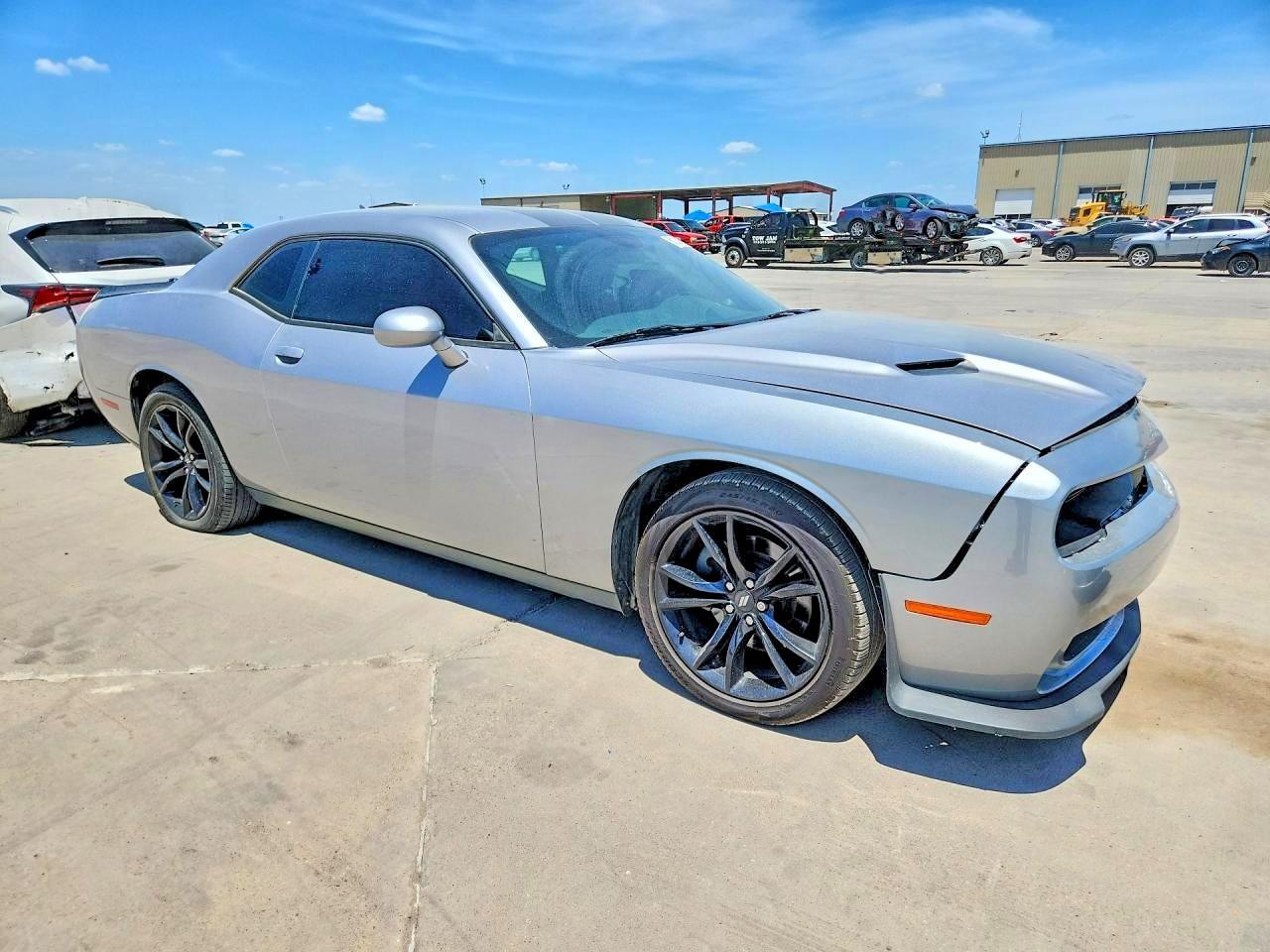 2017 Dodge Challenger Sxt - zdjęcie 4