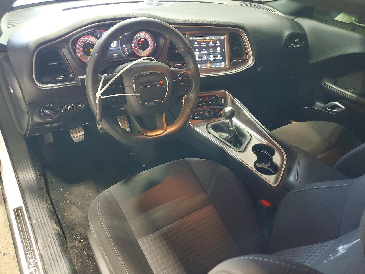 2021 Dodge Challenger R - zdjęcie 8