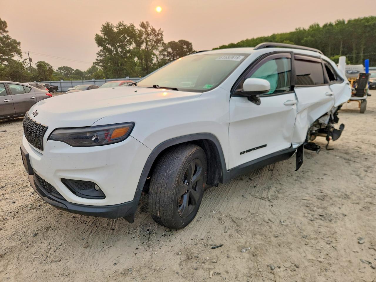 2020 Jeep Cherokee Latitude Plus - zdjęcie główne