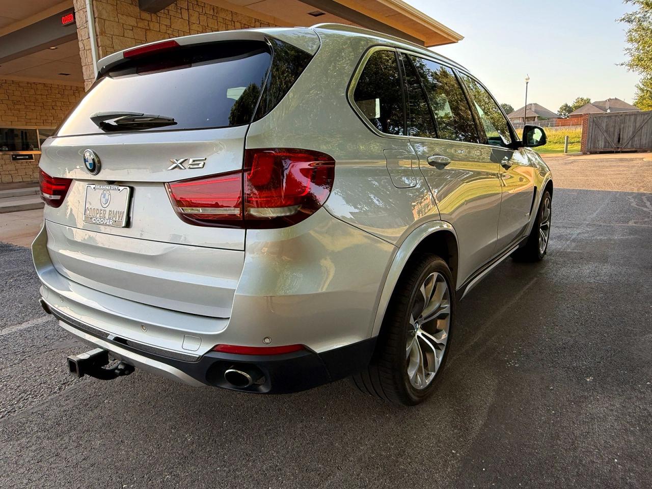 2017 BMW X5 xDrive35I - zdjęcie 4