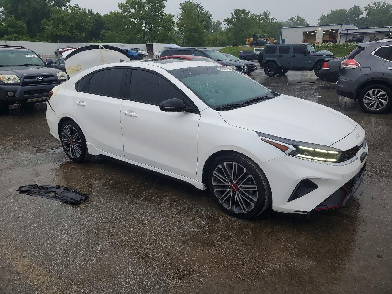 2024 Kia Forte Gt - zdjęcie 4